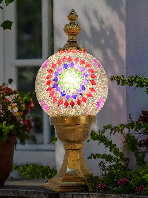 15-Inch Traditional Mosaic Gate Light | Star Pattern Multicolor Globe on Aluminium Pedestal