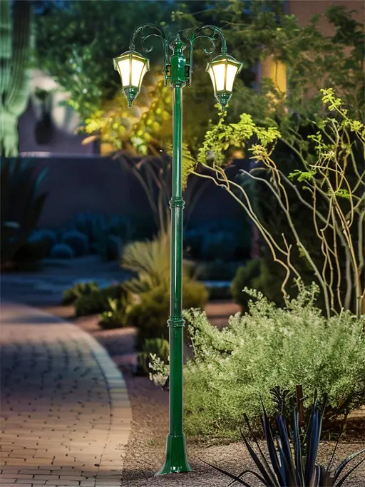 Classic Antique Green 2 Light Pole Light
