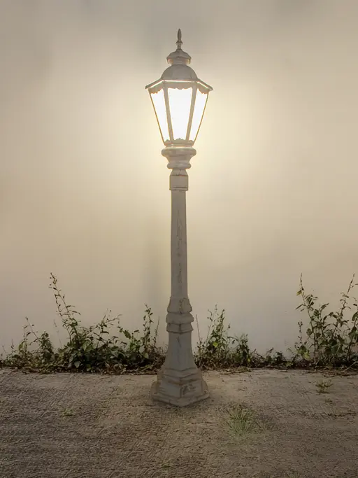 Pristine White Gold Traditional Cast Aluminium 3.5 feet Lamp Post