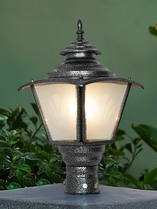Classic Silver Grey Outdoor Pole Gate Light