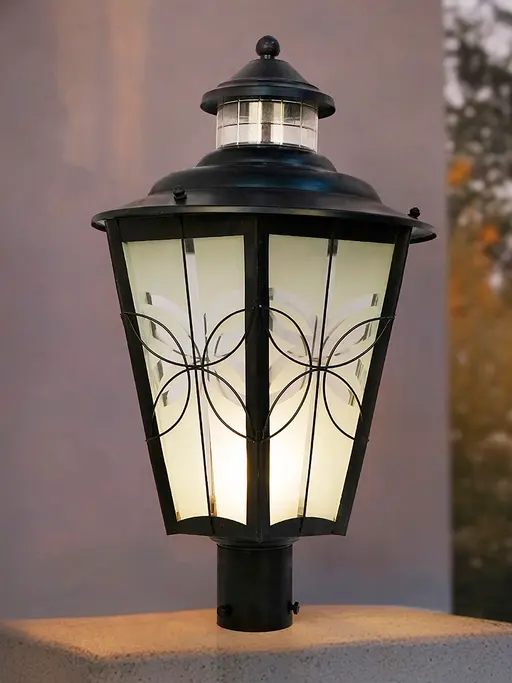 Economical Black Victorian Style Gate Lamp 23 Inch