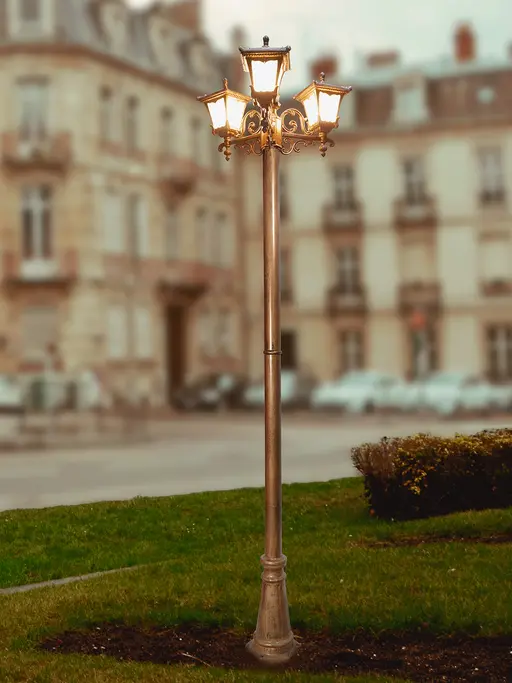 Classic Antique Golden 3 Light Aluminium 8 Feet Outdoor Gate Post Light