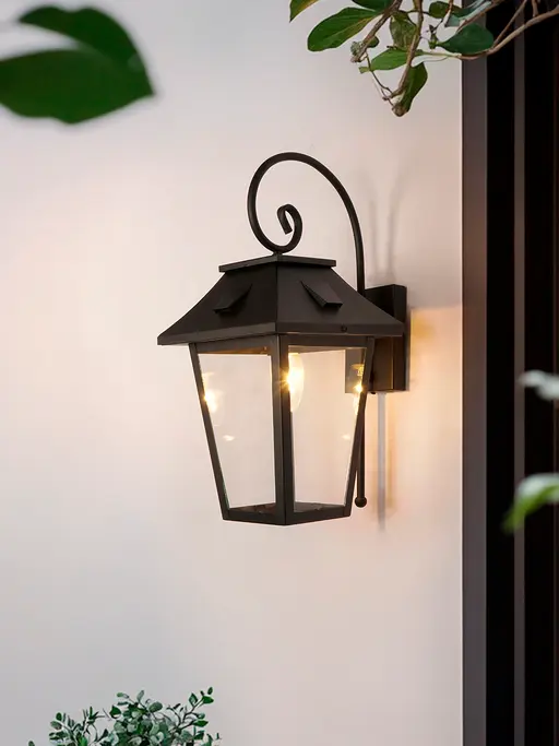 Colonial Black Outdoor Wall Lantern with Tapered Hut Design