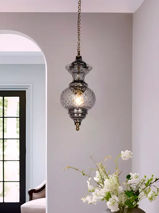 Smoky Diamonds Dance: Hand-Cut Glass Pendant Light with Moroccan-Inspired Charm