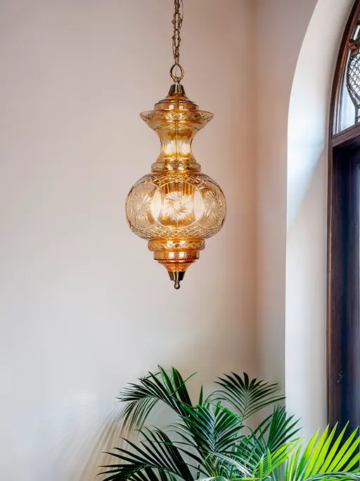 Warm Illumination & Exquisite Design: Golden Luster Pendant Light with Hand-Cut Glass