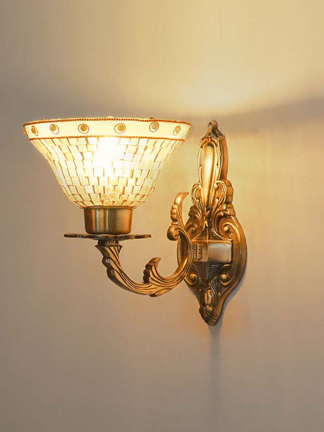 Classic Meenakshi Aluminium Single Light Mosaic Glass Wall Sconce in Antique Brass Finish