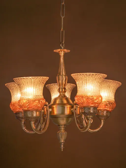 Lustrous 5 Light Antique Brass Chandelier