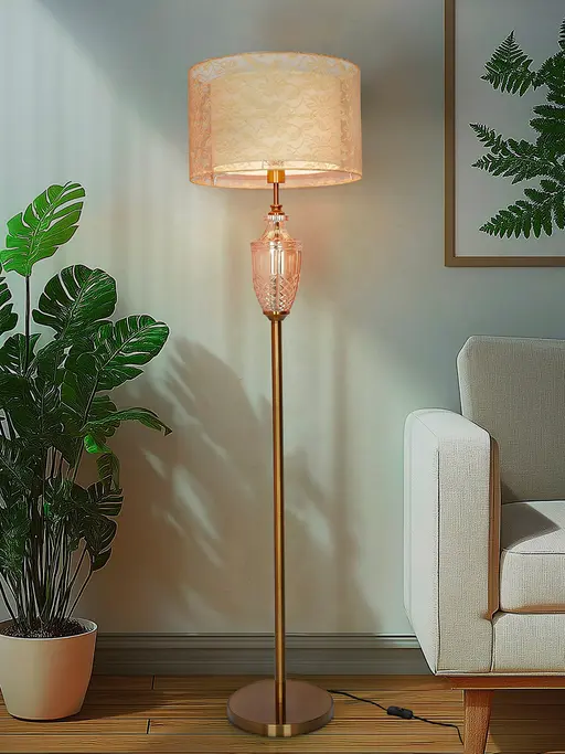 Trophy Glass and Lace Double Drum Floor Lamp - Gold Finish